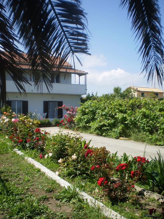 Eftichia Apartment Ρόδα Εξωτερικό φωτογραφία