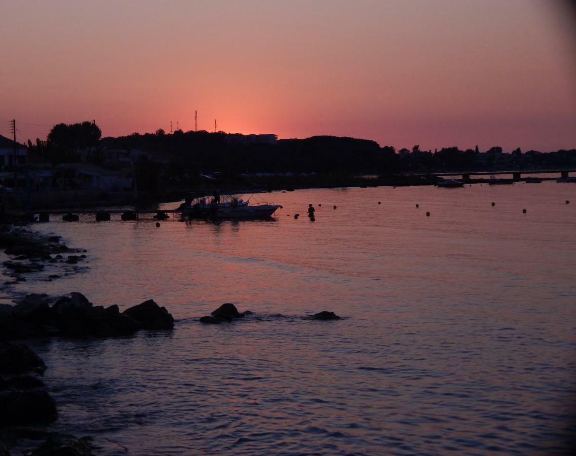 Eftichia Apartment Ρόδα Εξωτερικό φωτογραφία